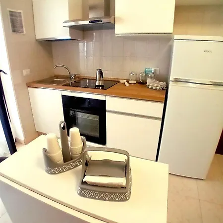 Monolocale Vista Mare Baia Gran Viale Al Mare 31 *